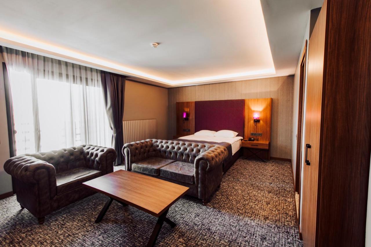 Business Palas Otel Коджаели Екстериор снимка